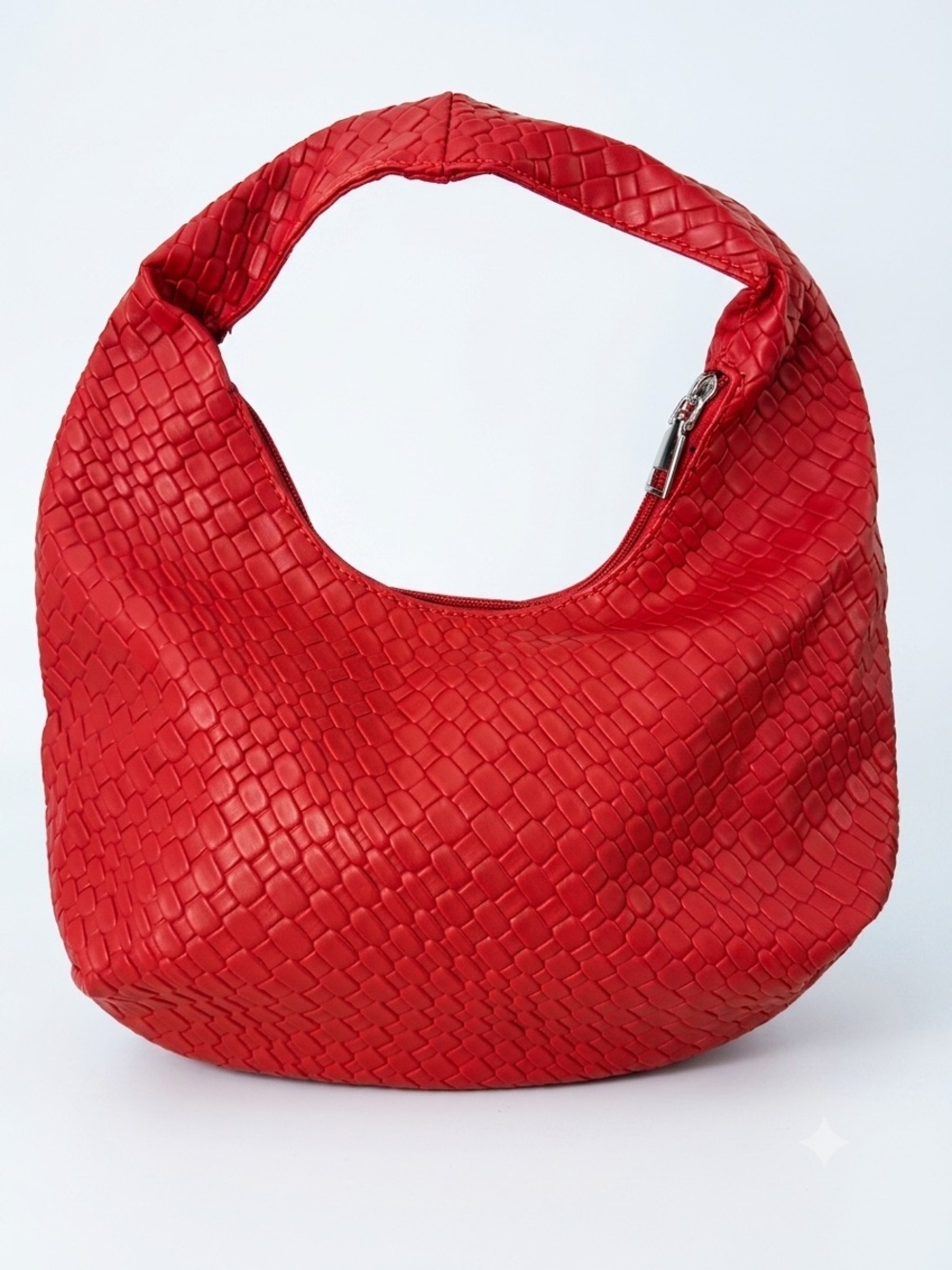 Chic Red Faux-Woven Slouchy Shoulder Bag – Like New!